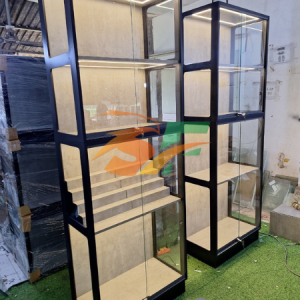 Tủ trưng bày có đèn
